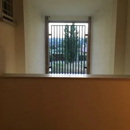 Accogliente In Tranquillo Condominio